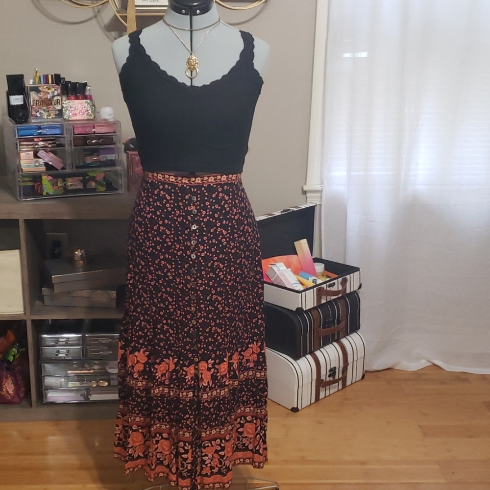 Dahlia Skirt in Cocoa